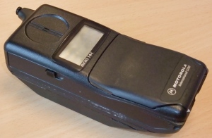 Motorola-MicroTAC-International-5200